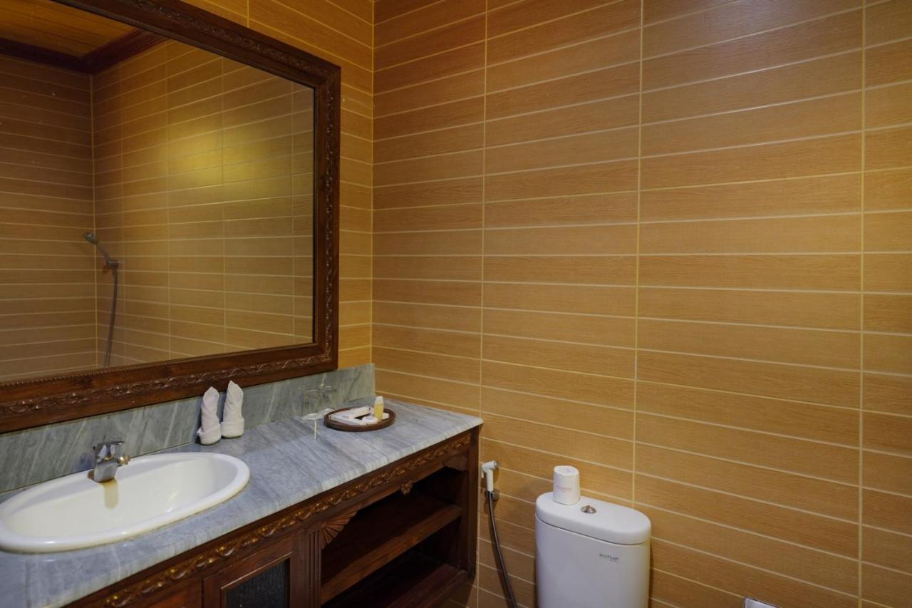 Hotel Melva Balemong Semarang Esterno foto
