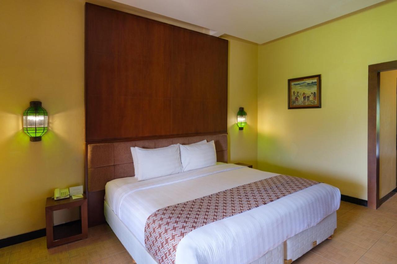 Hotel Melva Balemong Semarang Esterno foto